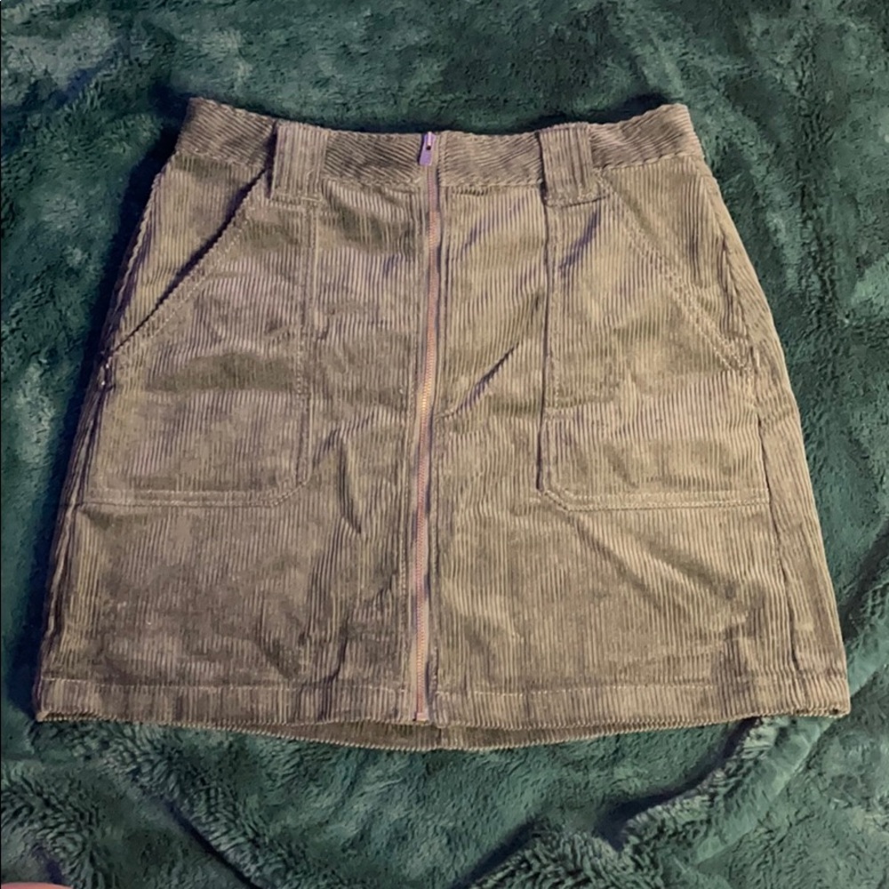 cute olive green skirt